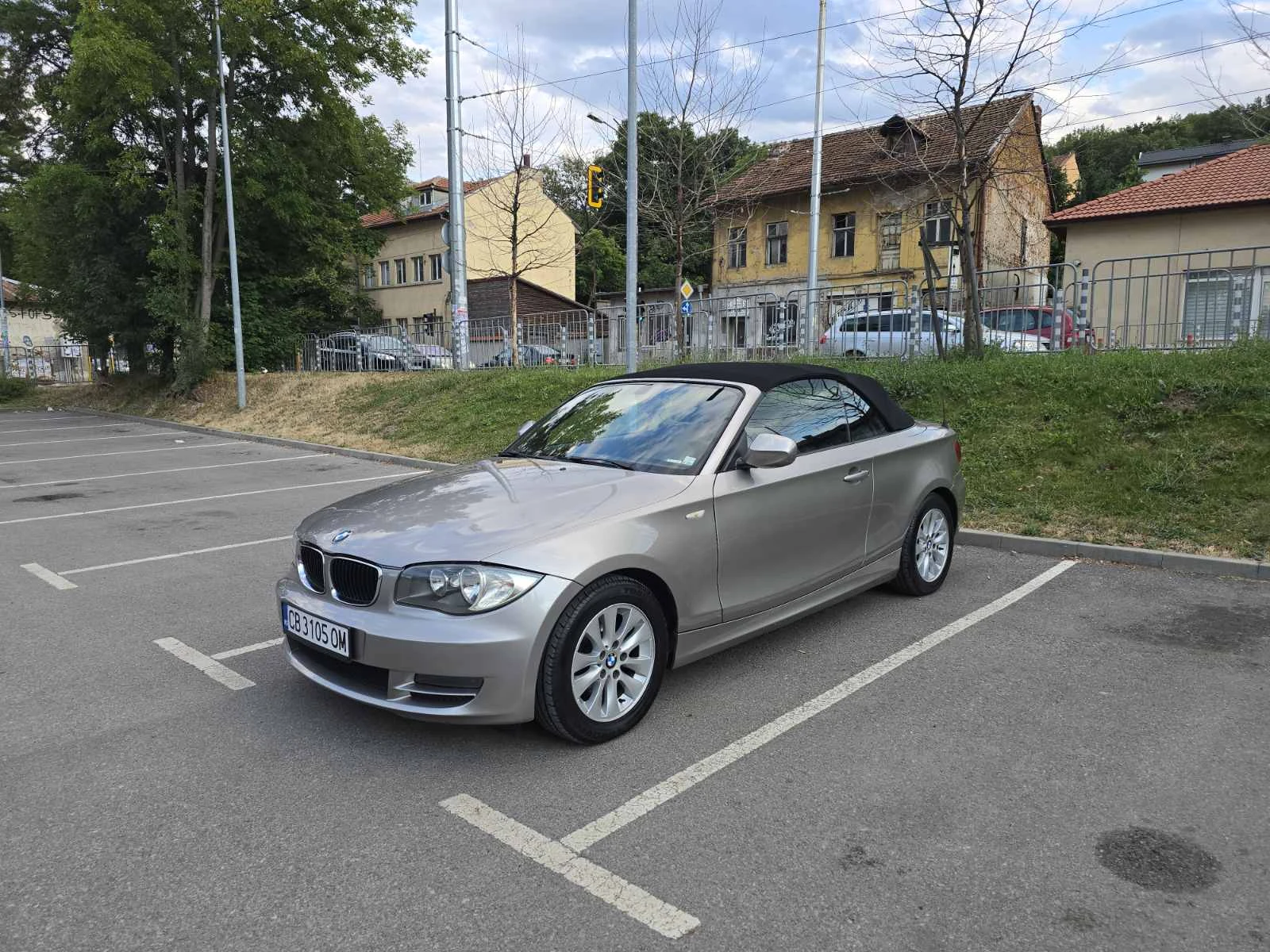 BMW 118 E88, снимка 14 - Автомобили и джипове - 55188336