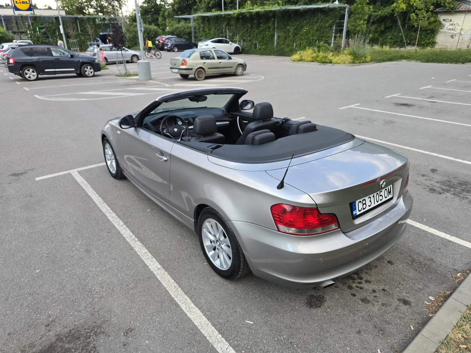BMW 118 E88, снимка 4 - Автомобили и джипове - 55188336