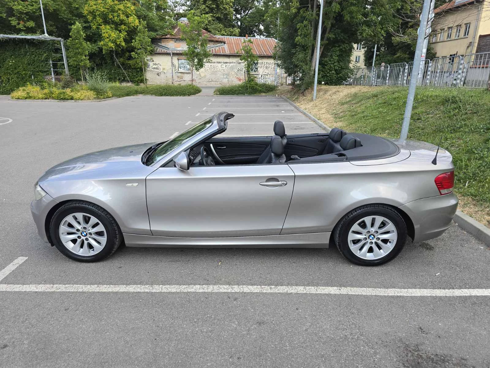BMW 118 E88, снимка 5 - Автомобили и джипове - 55188336
