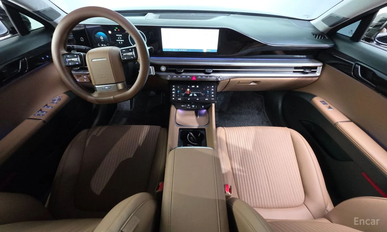 Hyundai Grandeur 3.5* CALLIGRAPHY* ОБДУХВАНЕ* ДИСТРОНИК* ХЕДЪП* 360, снимка 7 - Автомобили и джипове - 55606639