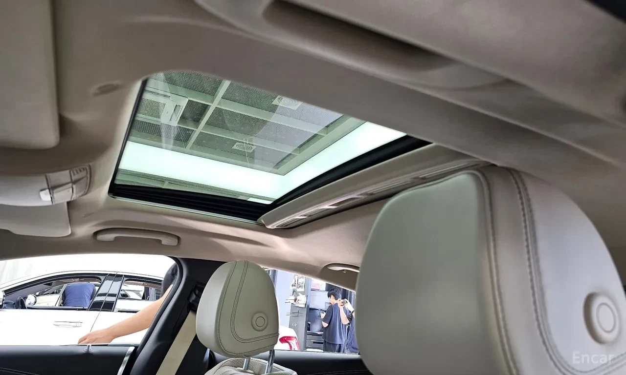 Mercedes-Benz CLS 450 MATIC* AMG-LINE* 360* Brum* Dis* Шибидах* Обдух* H, снимка 15 - Автомобили и джипове - 55753245
