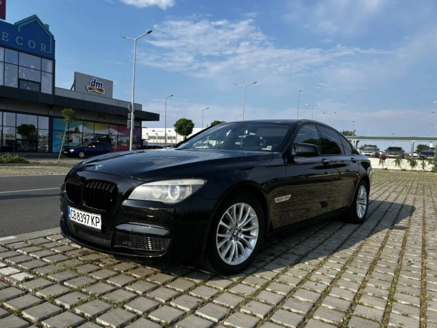 BMW 740 Individual , снимка 2 - Автомобили и джипове - 55842425