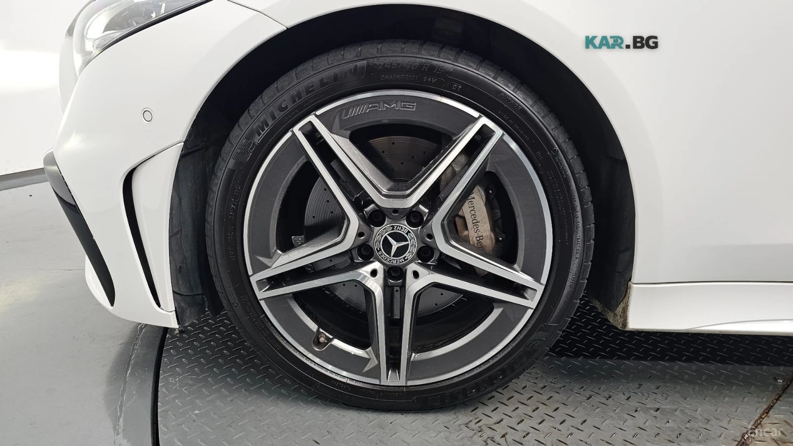 Mercedes-Benz CLS 300 D* 4MATIC* AMG* * КОЖА* ПОДГРЕВ* BURM* PANO* НАВИ*, снимка 5 - Автомобили и джипове - 56168575
