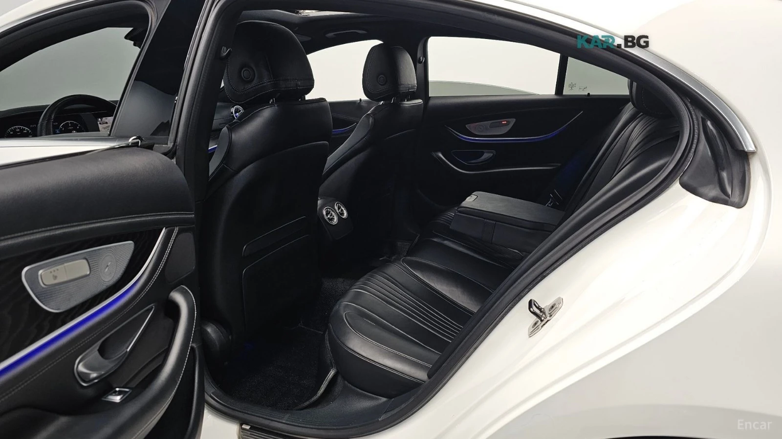 Mercedes-Benz CLS 300 D* 4MATIC* AMG* * КОЖА* ПОДГРЕВ* BURM* PANO* НАВИ*, снимка 12 - Автомобили и джипове - 56168575