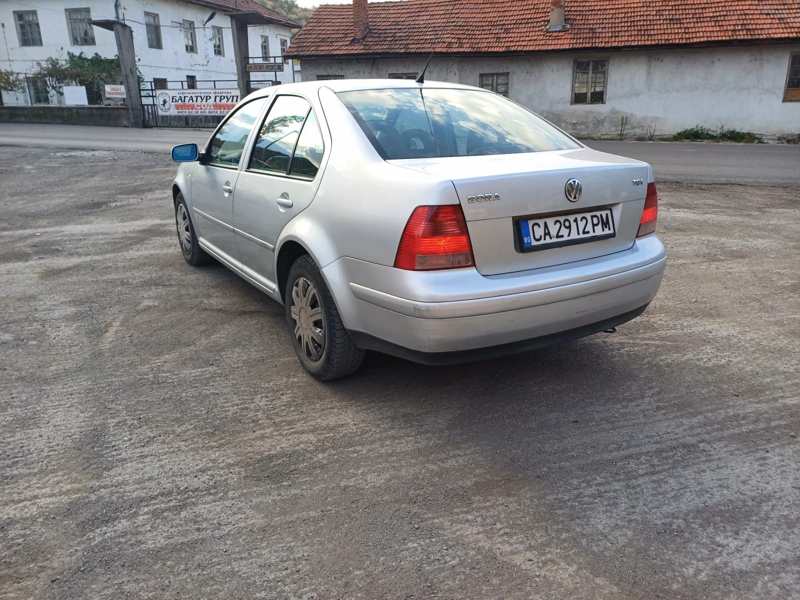 VW Bora 1.9 TDI , снимка 3 - Автомобили и джипове - 56495005