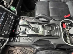 Porsche Cayenne * AWD 4dr * CARFAX * NAVI* ПОДГРЕВ* ОБДУХВАНЕ* , снимка 13