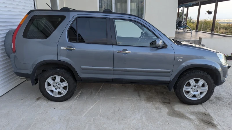 Honda Cr-v 2.0, снимка 4 - Автомобили и джипове - 47249932