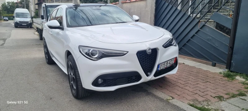 Alfa Romeo Stelvio, снимка 2 - Автомобили и джипове - 47462030