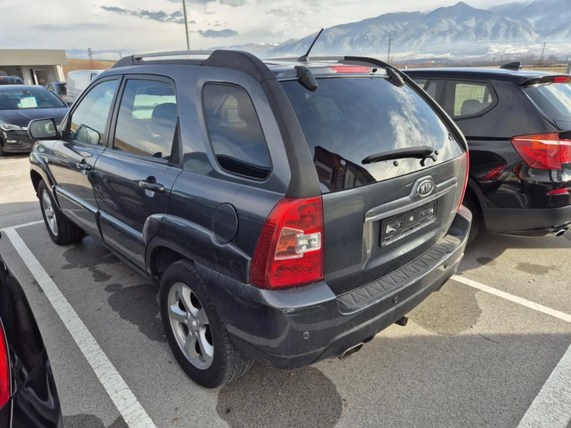 Kia Sportage, снимка 4 - Автомобили и джипове - 48449989