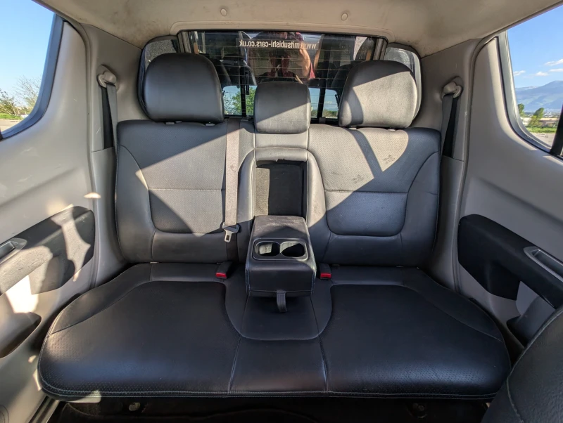 Mitsubishi L200 2.5 DI-D Diamond 4x4 Off-Road, снимка 4 - Автомобили и джипове - 52268477