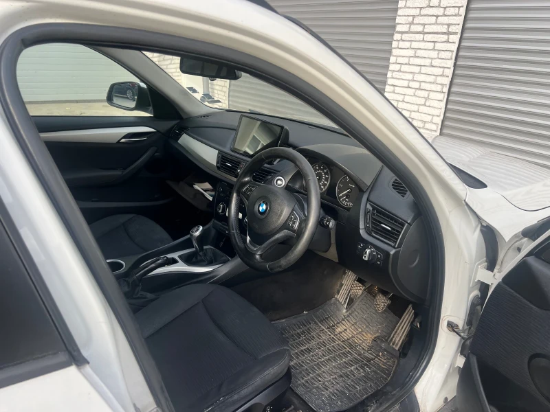 BMW X1 318d xDrive, снимка 6 - Автомобили и джипове - 52727295