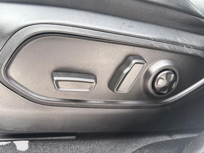 Jeep Grand cherokee Limited* 4WD* АвтоКредит* (ЦЕНА ДО БГ), снимка 9 - Автомобили и джипове - 53067594