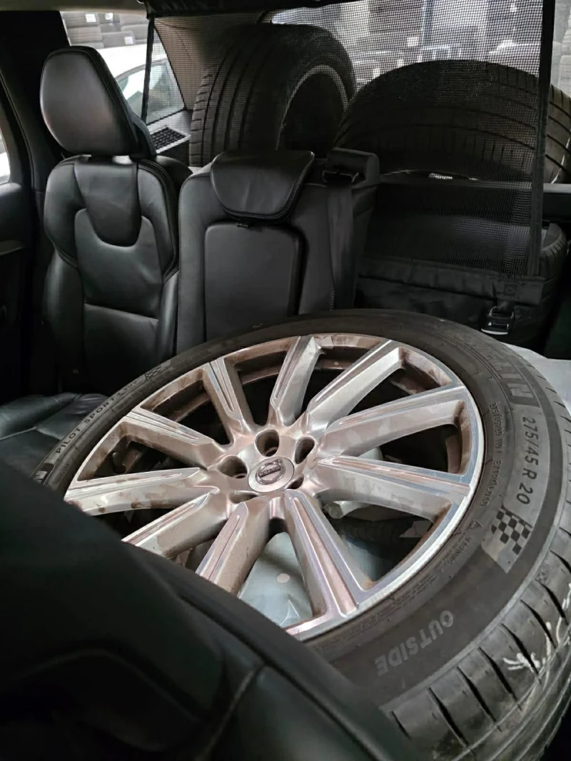 Volvo Xc90 D5 inscription , снимка 9 - Автомобили и джипове - 53573039