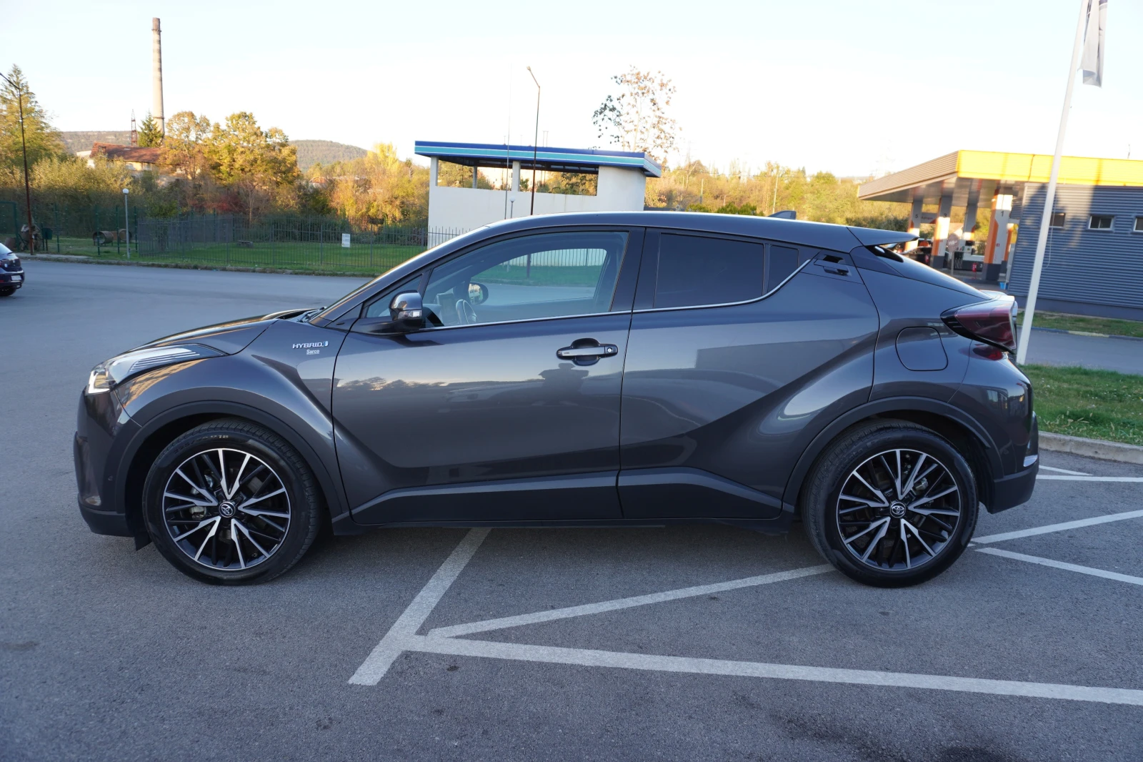 Toyota C-HR HYBRID-EXCLUSIVE/DYNAMIC LED/FULL* 90.000km* ГАРАН - изображение 2