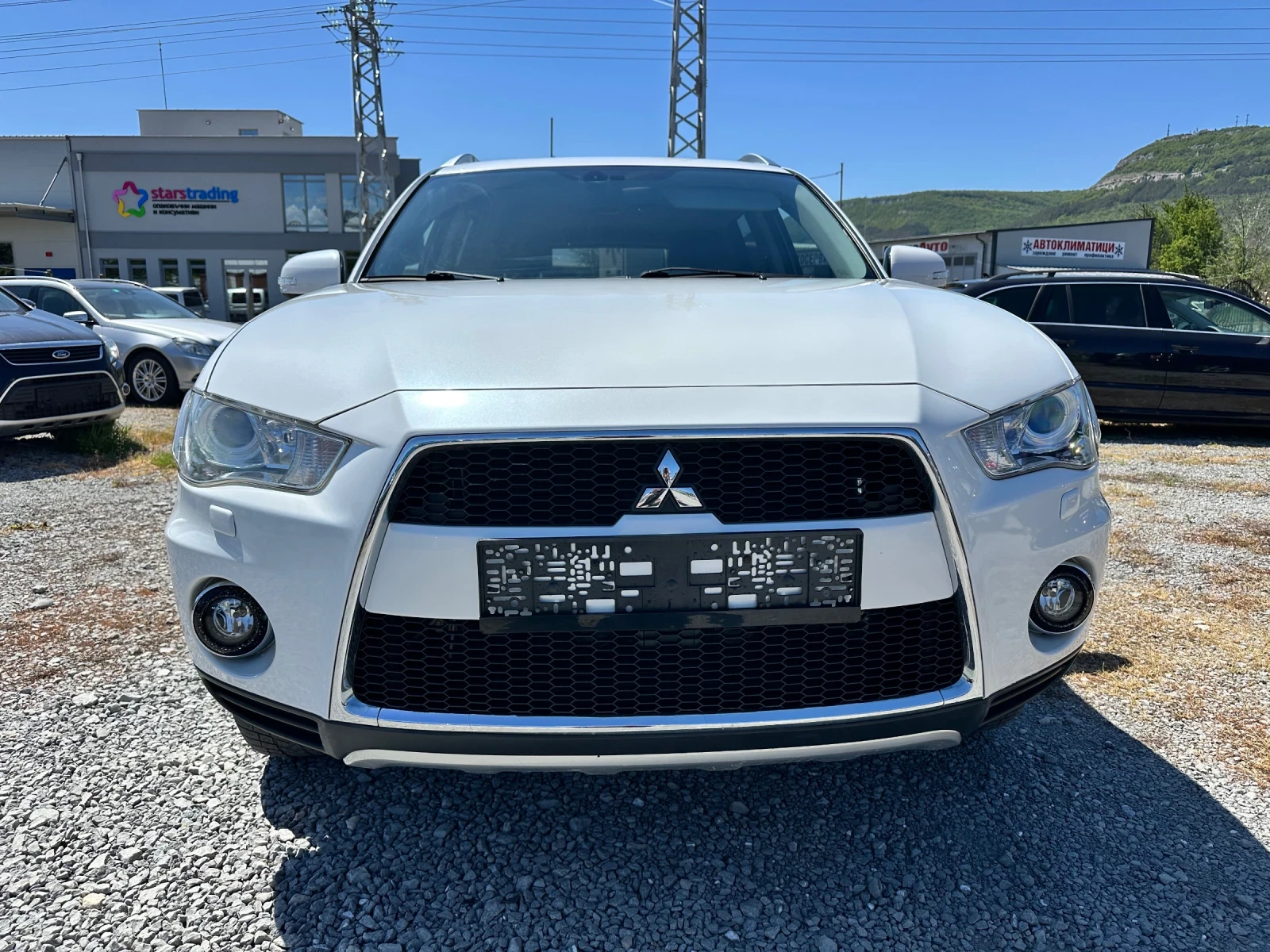 Mitsubishi Outlander 2.4 i - 4x4- 6+ 1.m - изображение 2