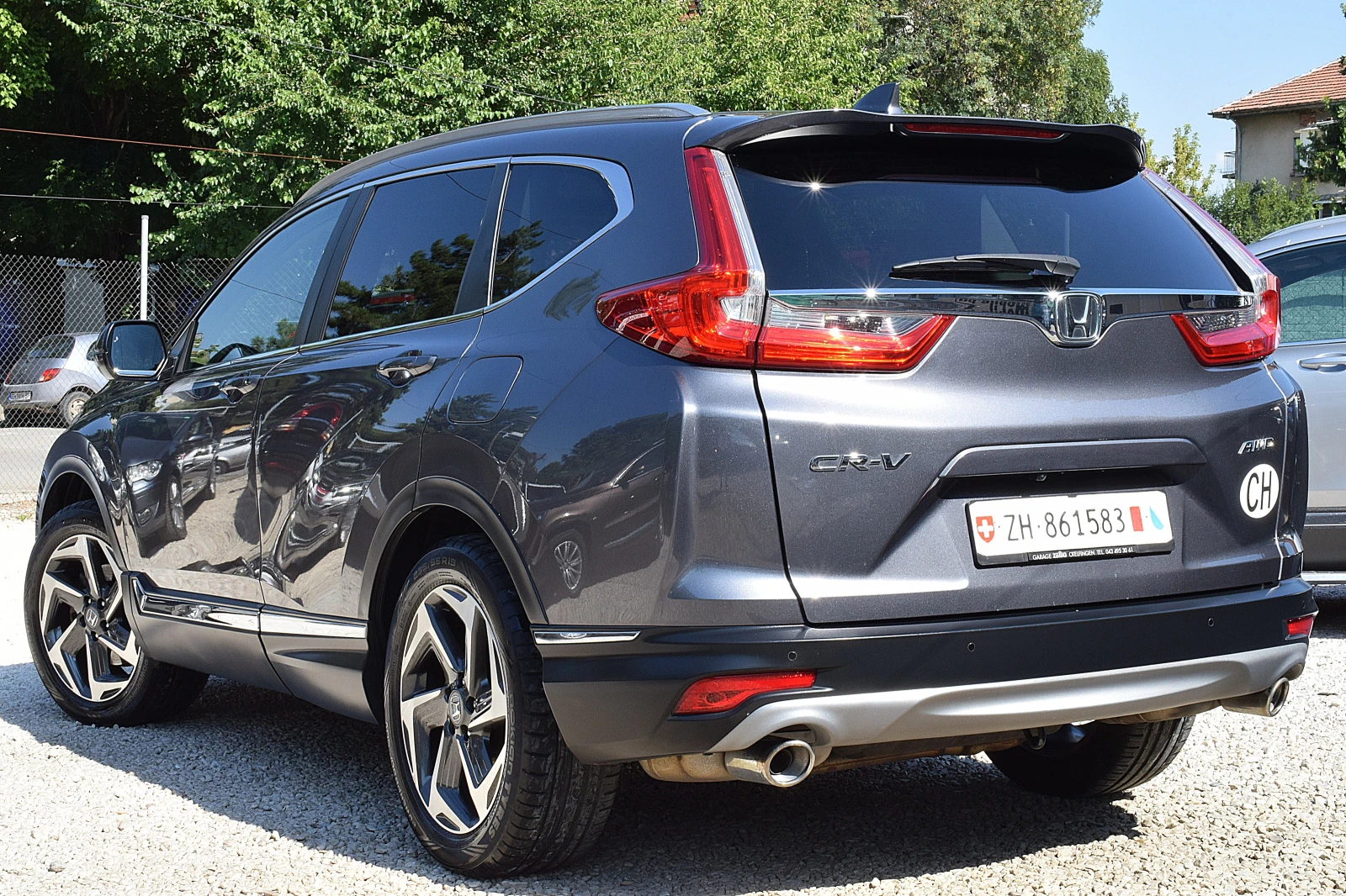 Honda Cr-v 1.5ШВЕЙЦАРИЯ-ДИСТРОНИК/КОЖА/НАВИ/LANE ASSIST/4x4 - изображение 5