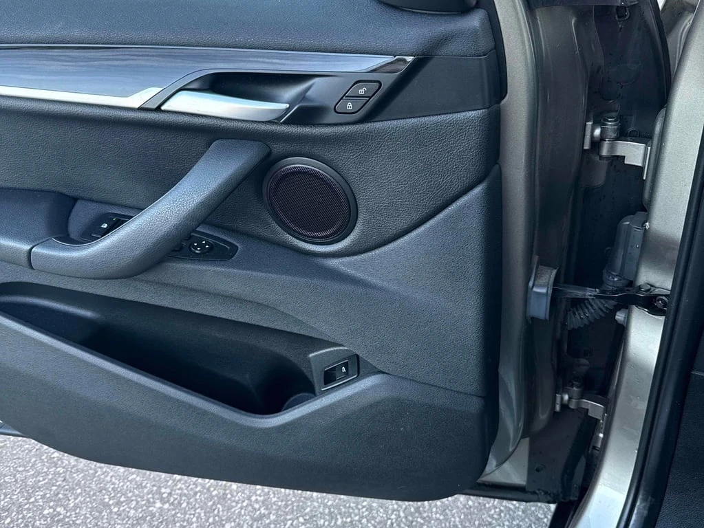 BMW X1 * xDrive28i * CARFAX *    | Mobile.bg   13