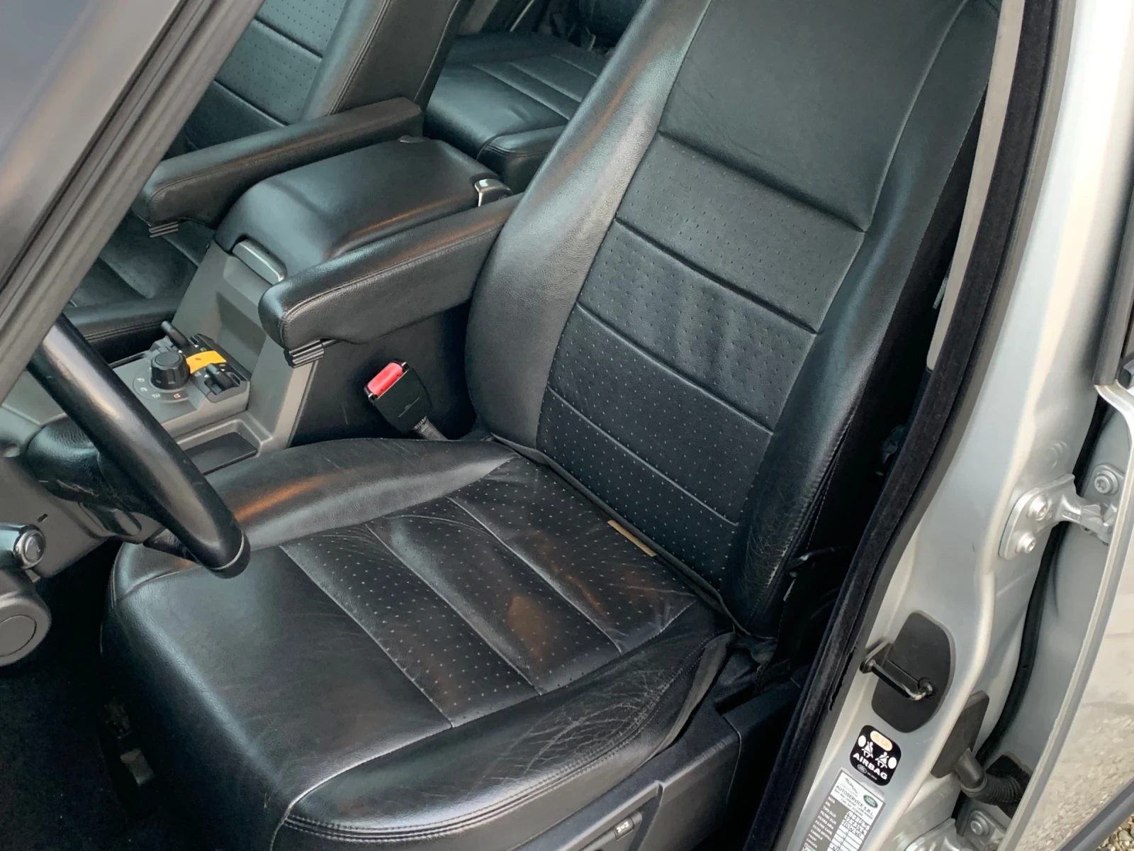 Land Rover Discovery 2.7TD-V6.HSE.Много хубав.Собствен лизинг!!! - изображение 10