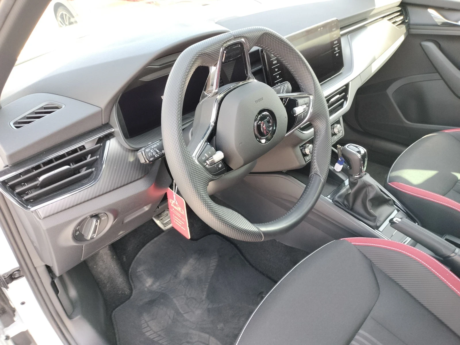 Skoda Kamiq Monte Carlo 9450км НОВ - изображение 9