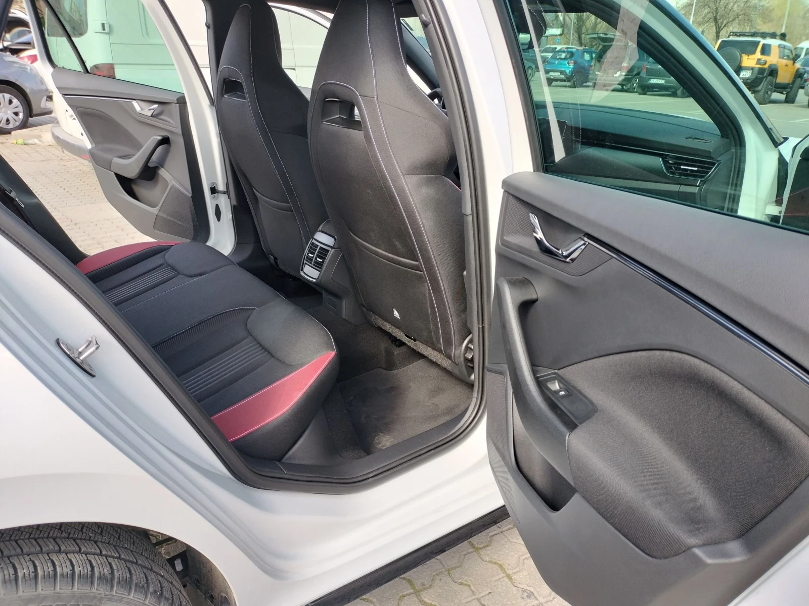 Skoda Kamiq Monte Carlo 9450км НОВ, снимка 17 - Автомобили и джипове - 53767695