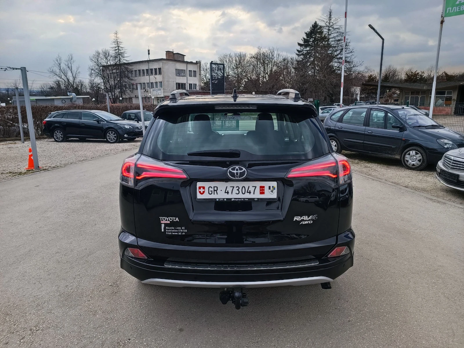 Toyota Rav4 2.0i-152кс-ШВЕЙЦАРИЯ-РЪЧКА-4Х4-FACELIFT-NAVI, снимка 4 - Автомобили и джипове - 53917385
