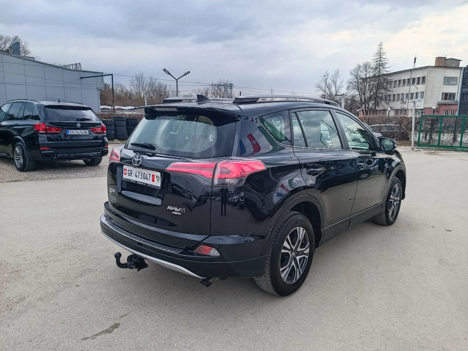Toyota Rav4 2.0i-152кс-ШВЕЙЦАРИЯ-РЪЧКА-4Х4-FACELIFT-NAVI, снимка 3 - Автомобили и джипове - 53917385