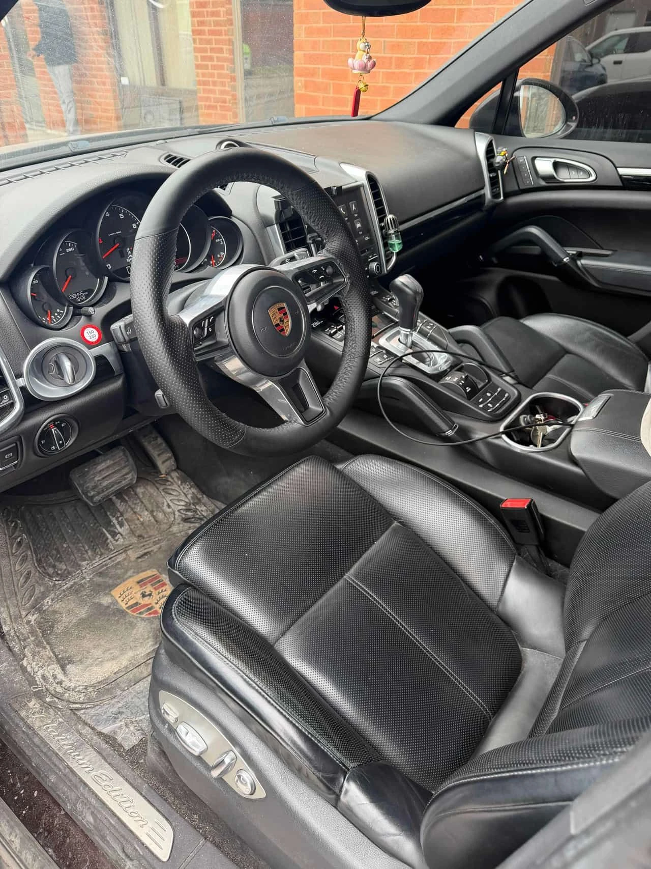 Porsche Cayenne * AWD 4dr * CARFAX * NAVI* �������* ���������*  | Mobile.bg � ����������� 5