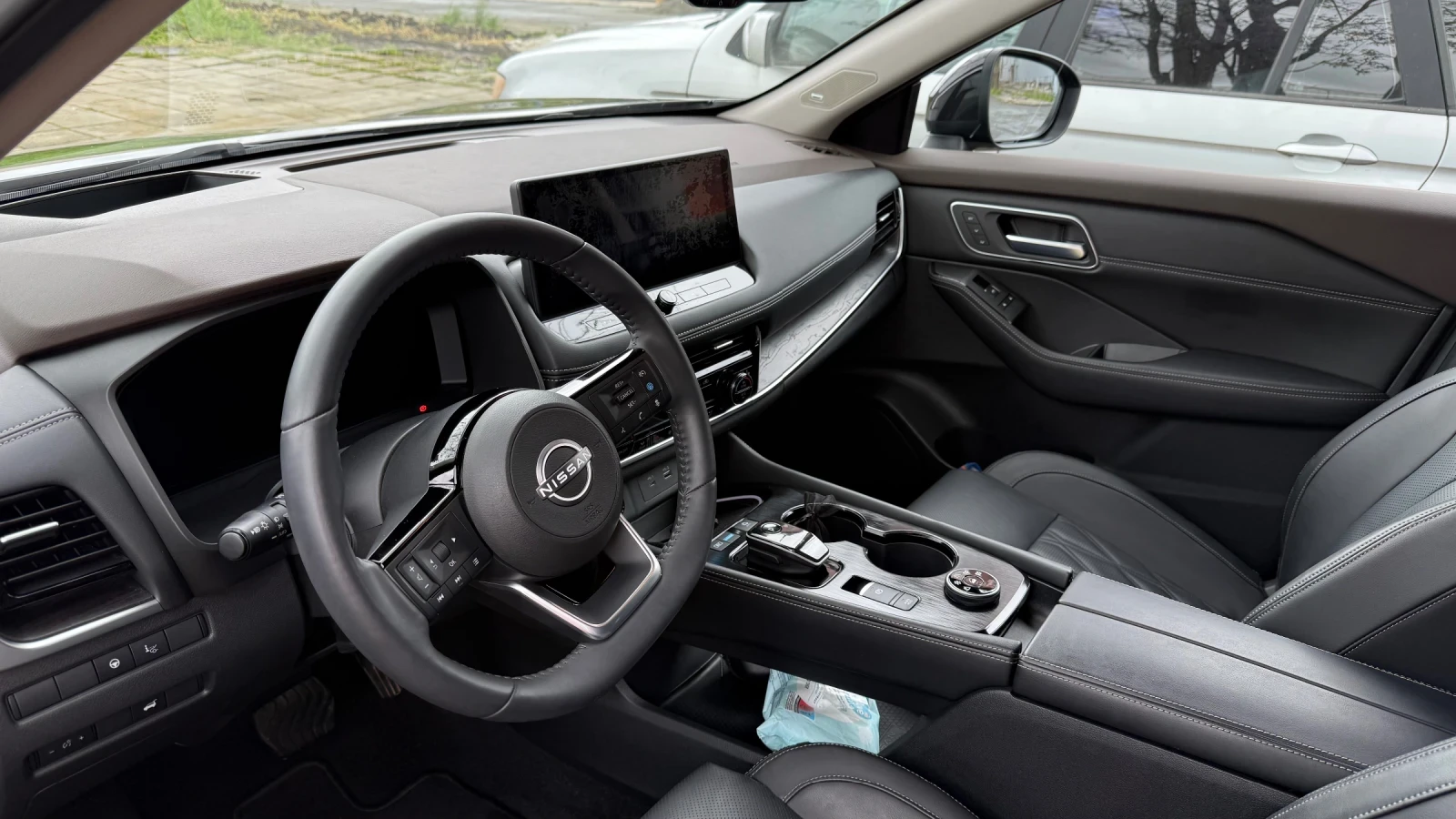 Nissan X-trail, снимка 11 - Автомобили и джипове - 54376649