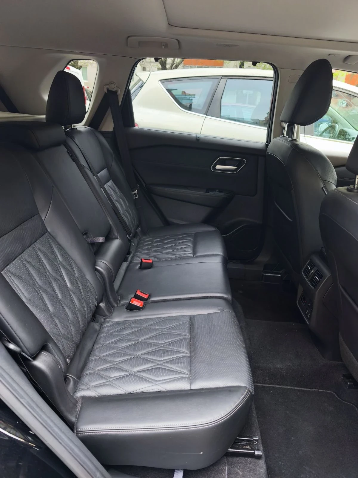 Nissan X-trail, снимка 15 - Автомобили и джипове - 54376649