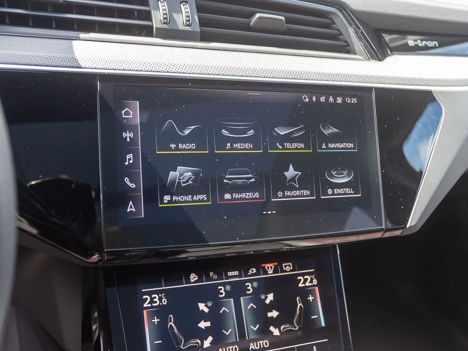 Audi Q8 e-tron 50SportB 3x S-Line Matrix DIST 360 PANO AIR, снимка 13 - Автомобили и джипове - 54476640
