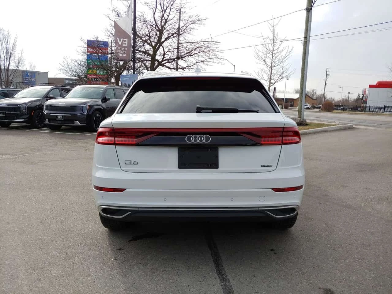 Audi Q8 * Premium * CARFAX * ���� �� �� | Mobile.bg � ����������� 7
