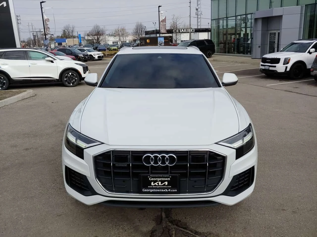 Audi Q8 * Premium * CARFAX * ���� �� �� | Mobile.bg � ����������� 3