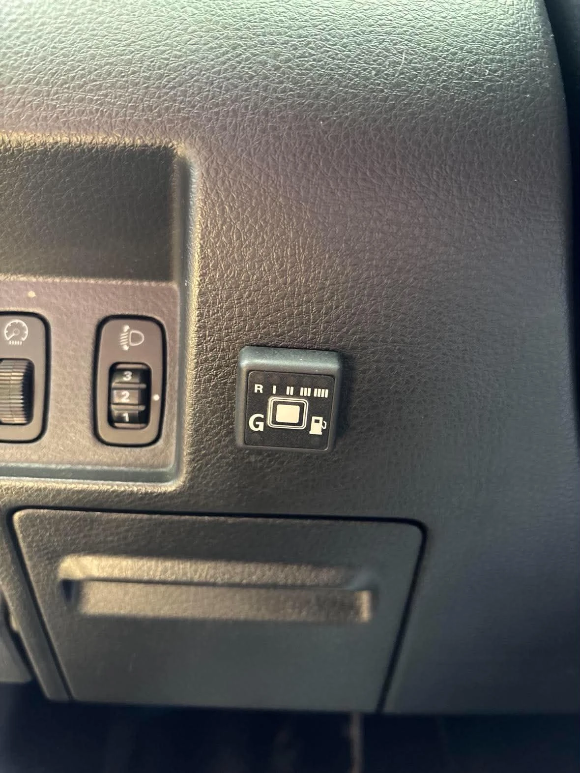 Mitsubishi Outlander, снимка 4 - Автомобили и джипове - 54670309