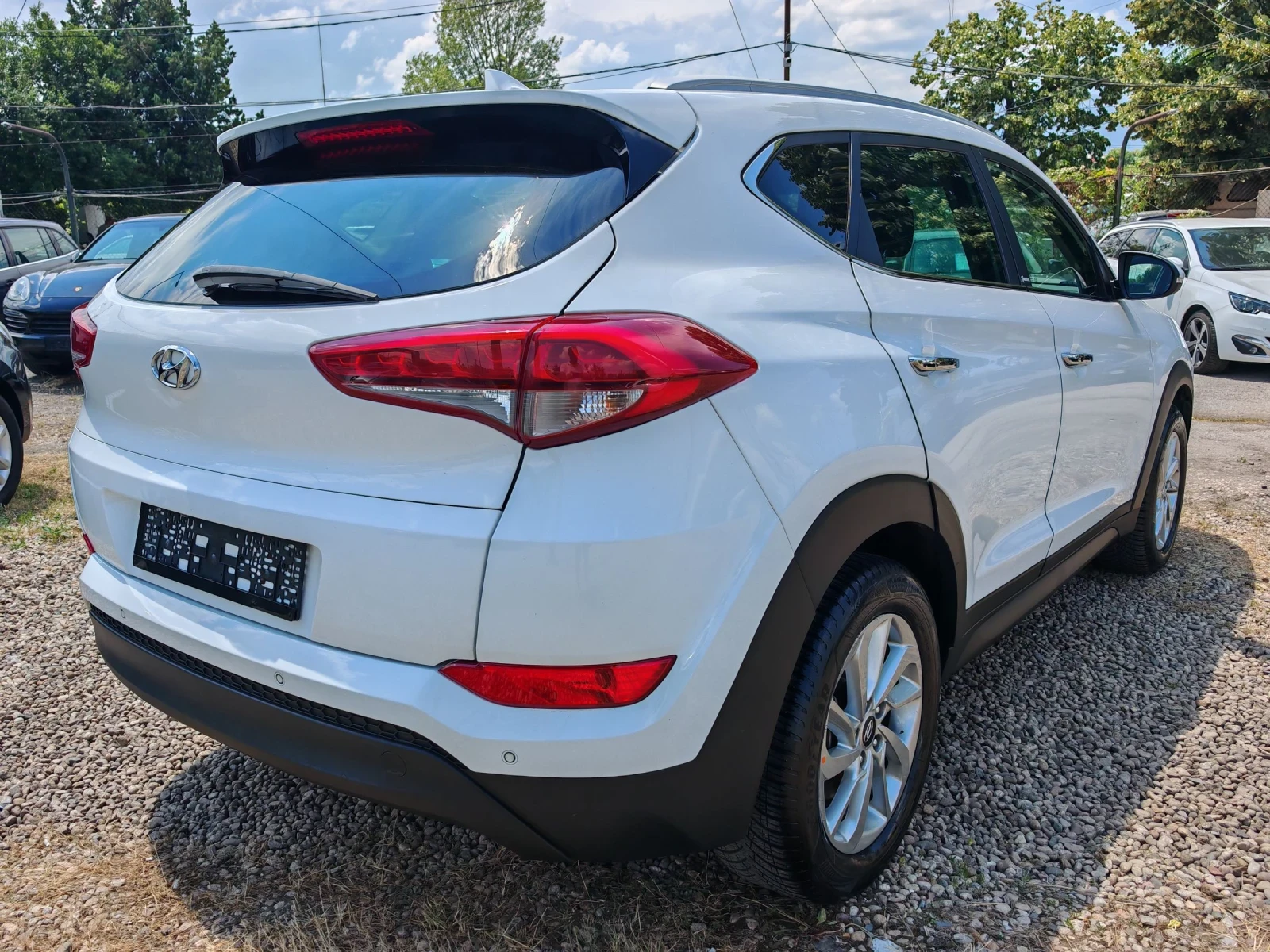 Hyundai Tucson 1.7CRDI-140k.ТОП СЪСТОЯНИЕ, ОТ ИТАЛИЯ , снимка 4 - Автомобили и джипове - 55103773
