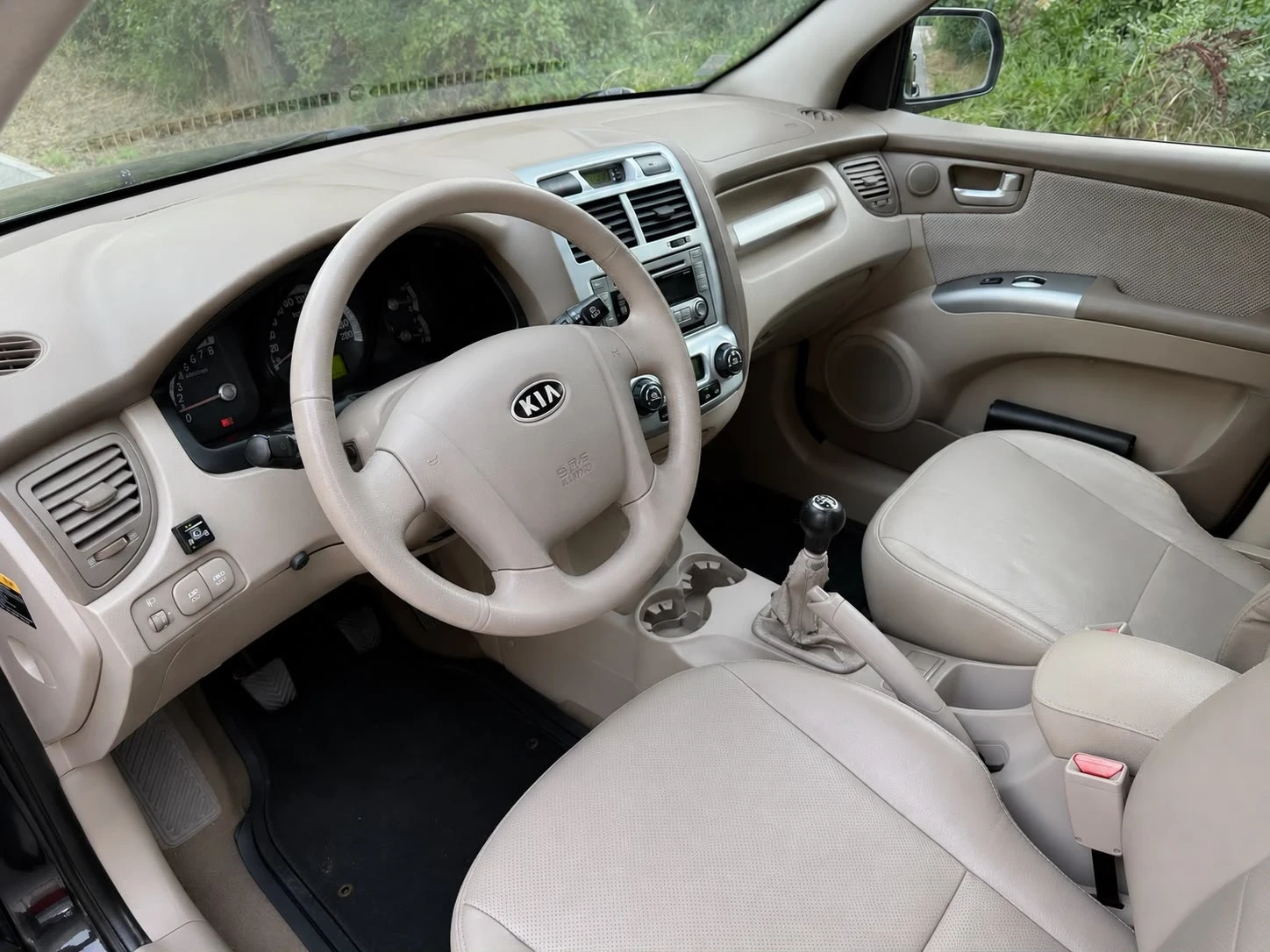 Kia Sportage, снимка 16 - Автомобили и джипове - 55689207