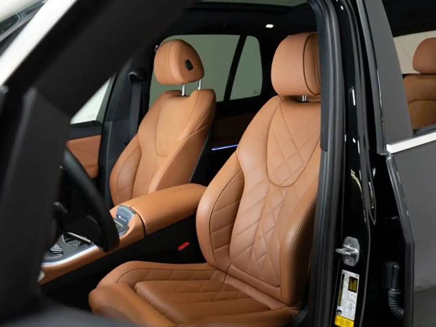 BMW X5 xDrive40i Premium ЦЕНА ДО БЪЛГАРИЯ АВТОКРЕДИТ, снимка 16 - Автомобили и джипове - 55728547