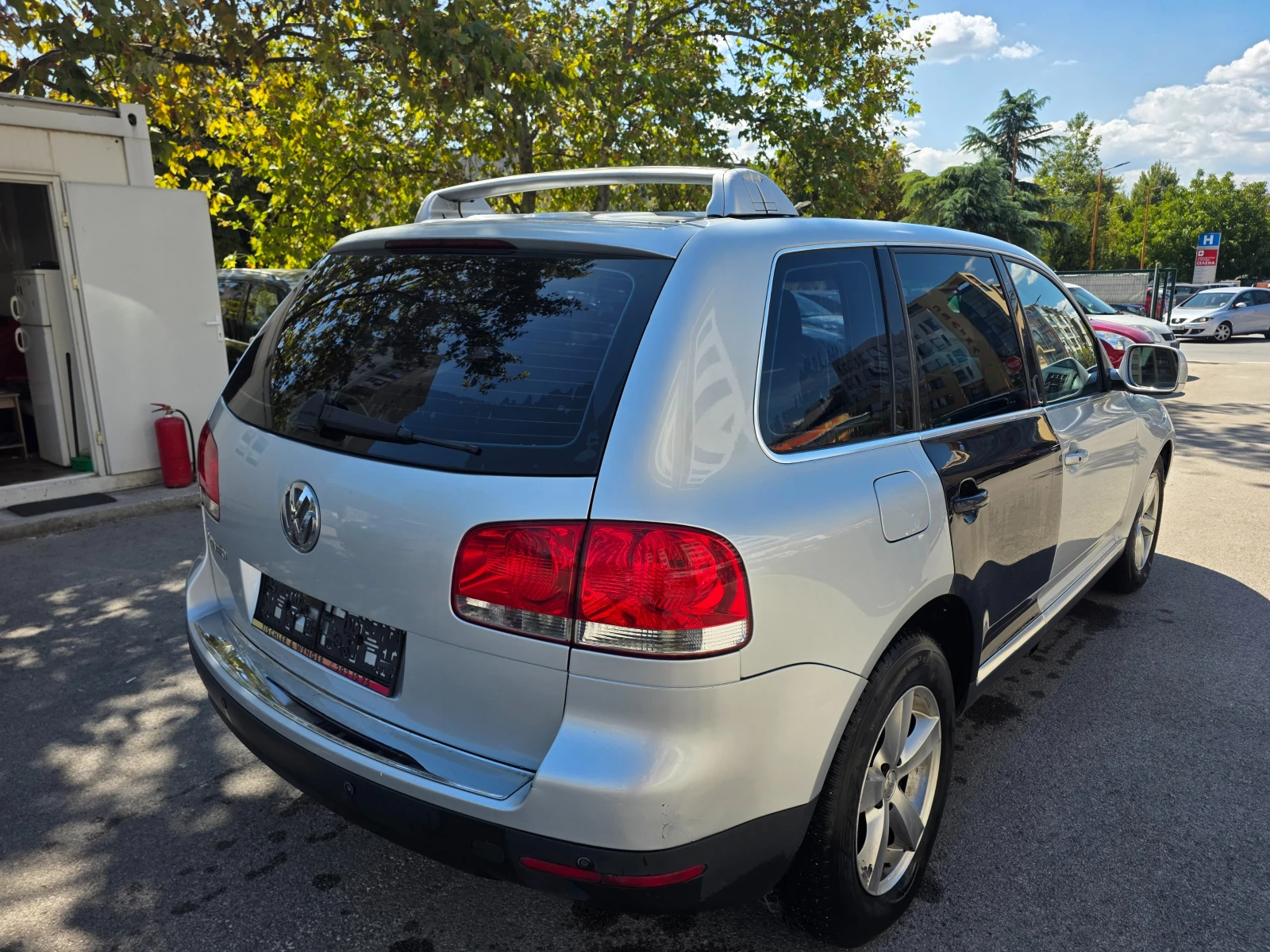 VW Touareg 2.5, снимка 5 - Автомобили и джипове - 55988223