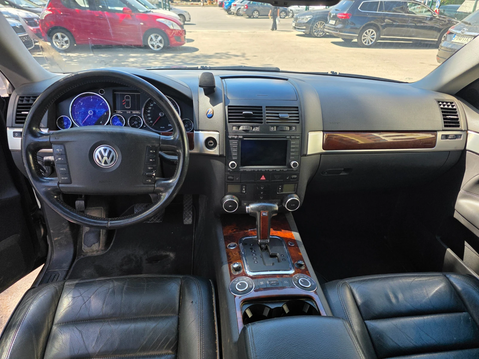 VW Touareg 2.5, снимка 12 - Автомобили и джипове - 55988223