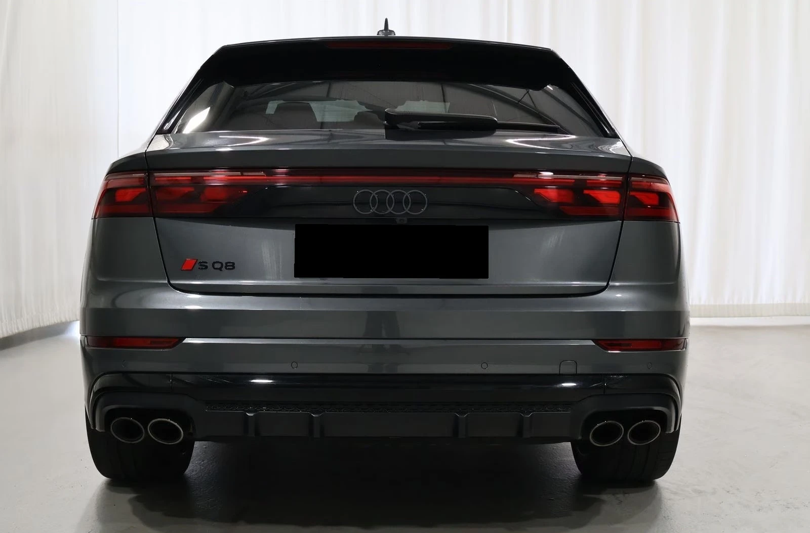 Audi SQ8 FACELIFT / BLAC OPTIC / CARBON / EXCLUSIVE/ MATRIX, снимка 4 - Автомобили и джипове - 56068516