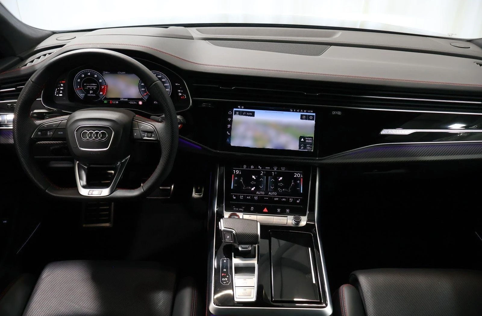Audi SQ8 FACELIFT / BLAC OPTIC / CARBON / EXCLUSIVE/ MATRIX, снимка 9 - Автомобили и джипове - 56068516