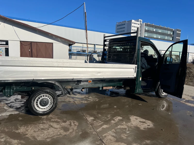 VW Crafter, снимка 16 - Бусове и автобуси - 48656264