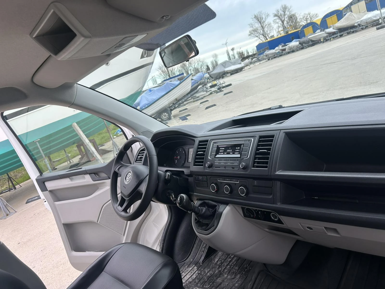 VW Transporter T6, снимка 8 - Бусове и автобуси - 54150688