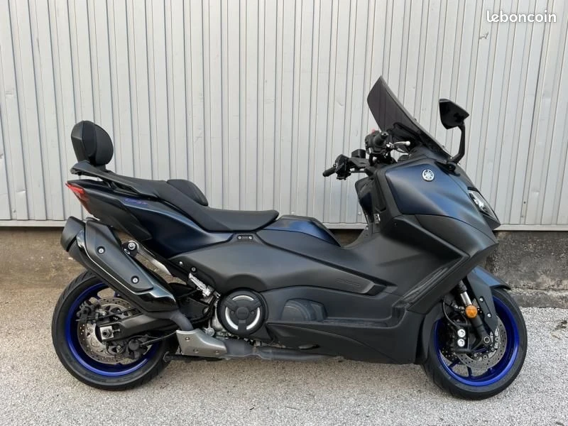 Yamaha T-max 560, снимка 3 - Мотоциклети и мототехника - 52852172