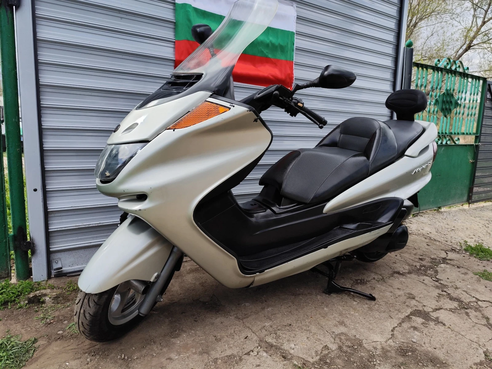 Yamaha Majesty 250   | Mobile.bg   12