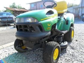      John Deere LR135