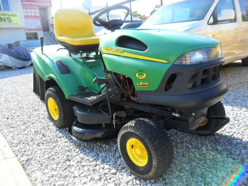 Сенокосачка John Deere LR135, снимка 2 - Селскостопанска техника - 36925534