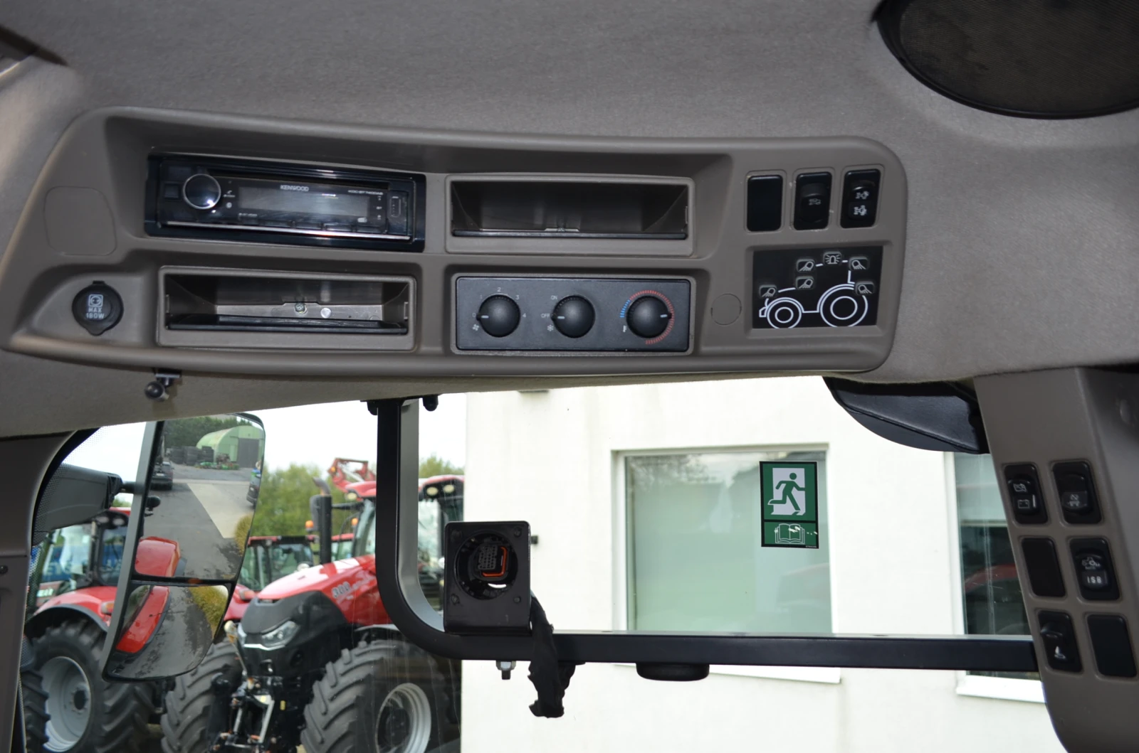 Трактор CASE IH Puma 220, снимка 11 - Селскостопанска техника - 56017421