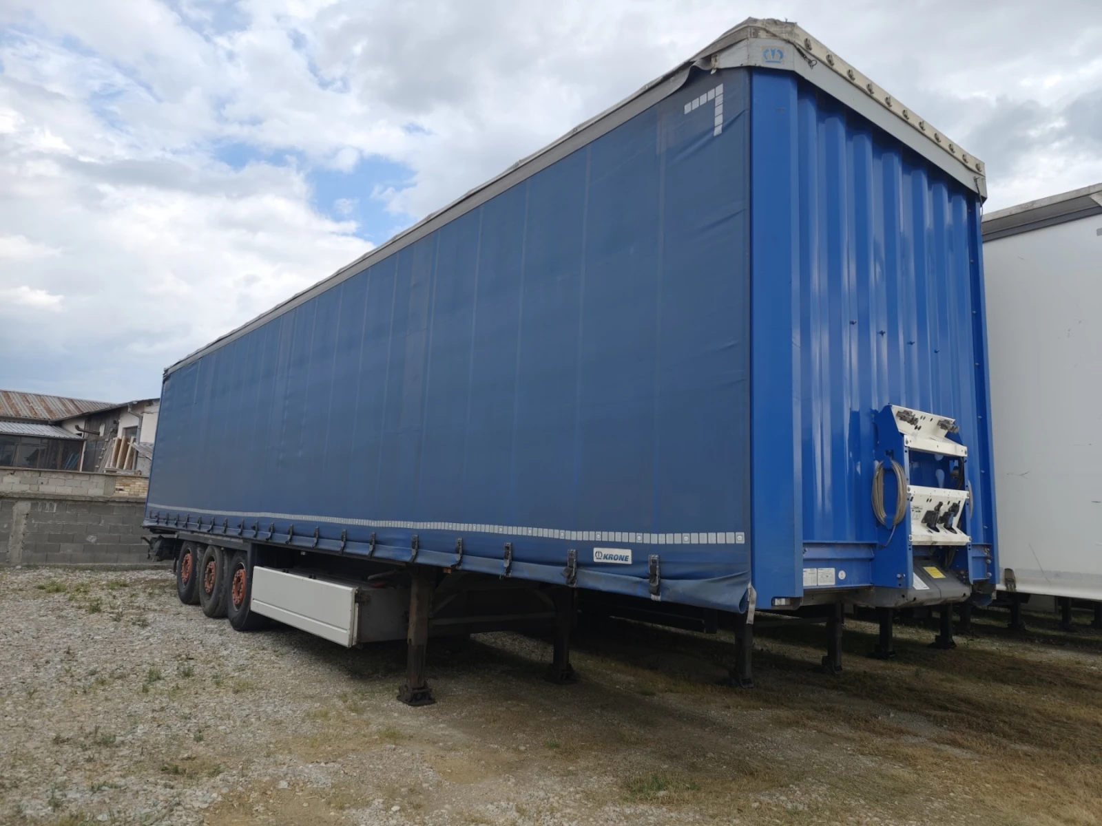 Полуремарке Krone Profi Liner SD