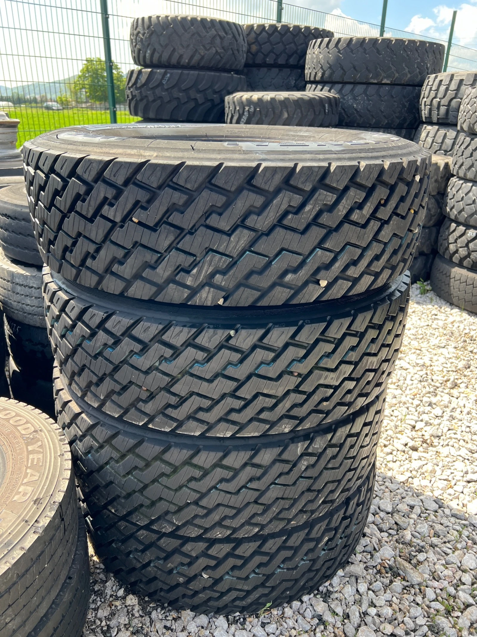  285/70R19.5 | Mobile.bg   8