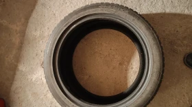 Гуми Зимни 245/40R17, снимка 5 - Гуми и джанти - 53257594